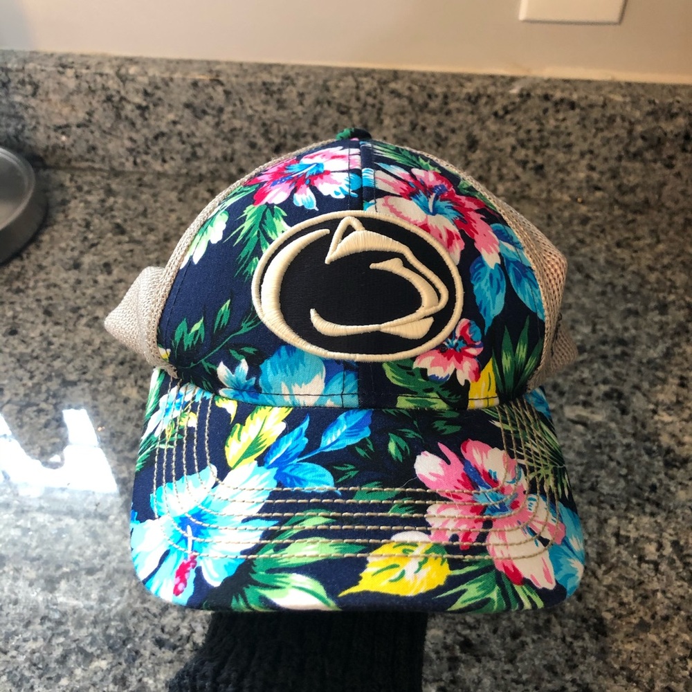 Flower print Penn state hat